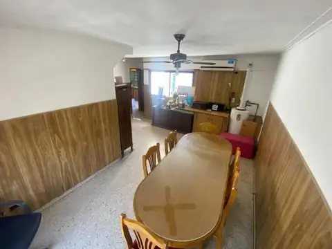 Depto Tipo Casa en Venta con 1 cocheras