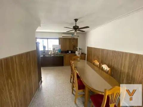 Depto Tipo Casa 4 ambientes con 2 baños