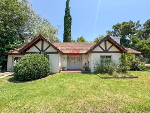 Casa  en Venta en La Martinica, Pilar, G.B.A. Zona Norte