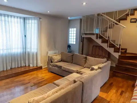 Casa en Venta en Martín Coronado, USD 205.000