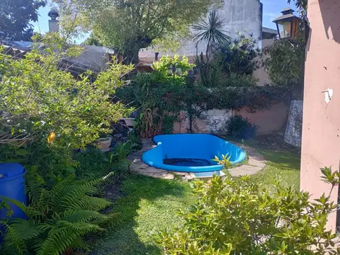 Casa  en venta 4 ambientes  Villa Adelina