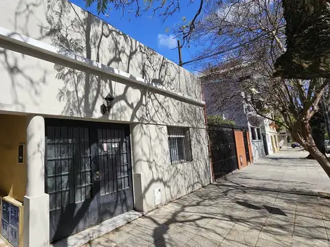 Depto Tipo Casa en Venta con 1 cocheras