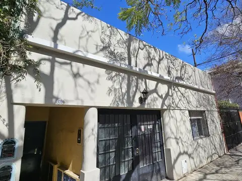 Depto Tipo Casa en Venta 61 años