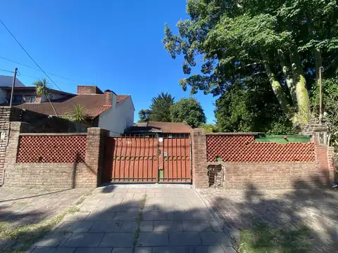 venta de Casa en Bella Vista (ACEPTA PERMUTA )