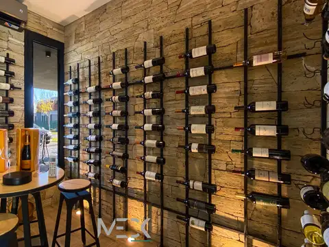 Casa 6 ambientes con 5 baños