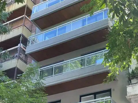 ESPECTACULAR DEPARTAMENTO EN ABASTO. BALVANERA 2 AMBIENTES CON PARRILLA Y SUM