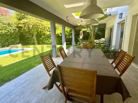 Venta de casa en Villa Olivos Tortugas Pilar 4 dormitorios - 6 ambientes con pileta
