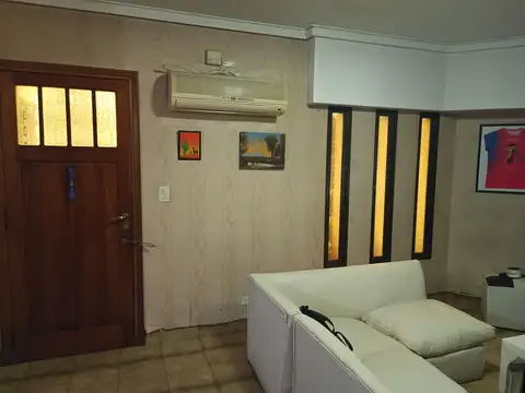 Venta | Casa | 5 ambientes | Adrogué