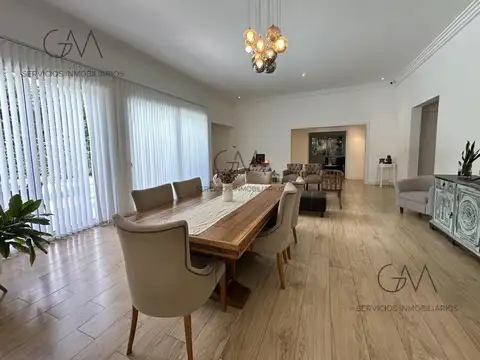 Casa en Venta de 5 dormitorios