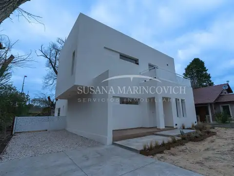 Casa en Venta en El Bosque, USD 189.000