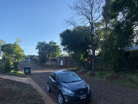 VENDO CASA COLONIAL EN EXCELENTE BARRIO, POSADAS MNES