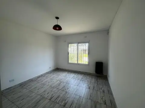 Casa en alquiler en La Martina 2