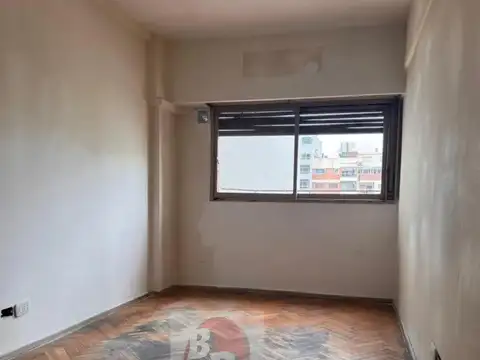 Avenida Juan Bautista Alberdi 100