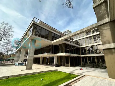 Oficina en Alquiler al Oeste