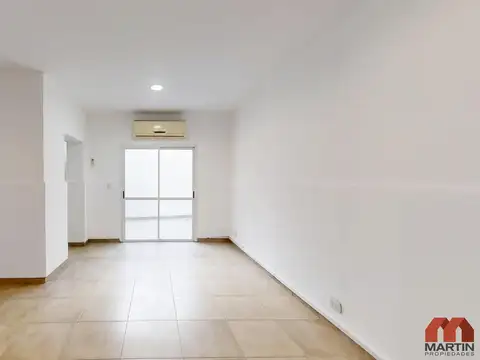 PH en Venta de 4 ambientes en Olivos con Patio