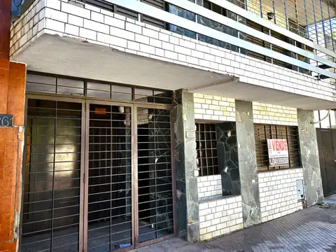 Extraordinario GALPON con vivienda