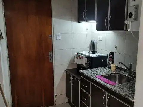 Av. Santa Fe 300, Piso 7 44