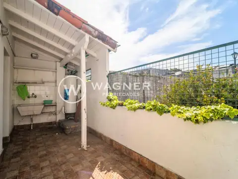 Depto Tipo Casa en Venta al Este