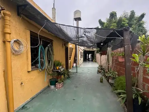 Depto Tipo Casa en Venta de 5 ambientes