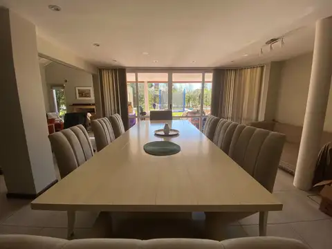 Casa en Pilar