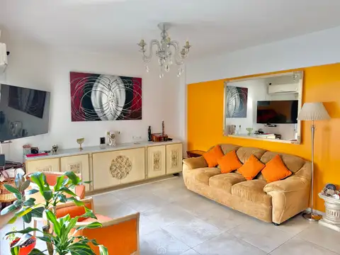 PH Triplex con Terraza y Parrilla Propia a m de Av Corrientes