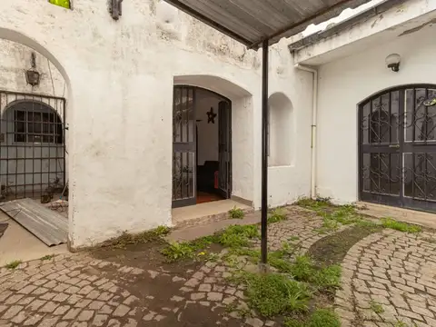 VENTA CASA 3 AMB.LOS POLVORINES C LOCAL Y COCHERA