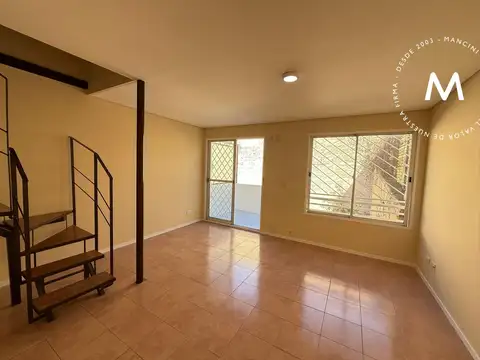 Departamento en venta de 2 ambientes con balcón - Villa Ballester