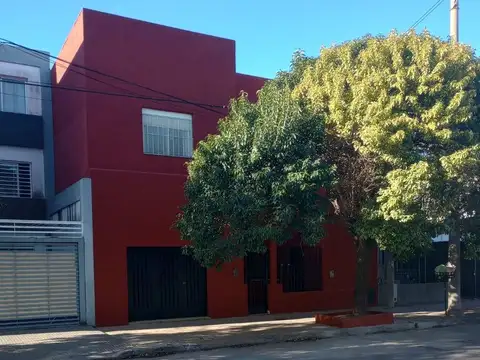 Casa a la Venta 3 Dor en Alta Cba con Gran Terraza