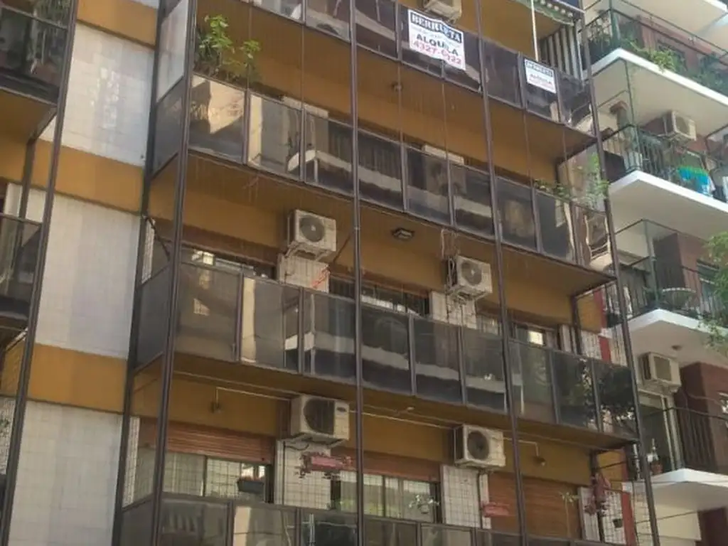 peña 3000, Piso 4