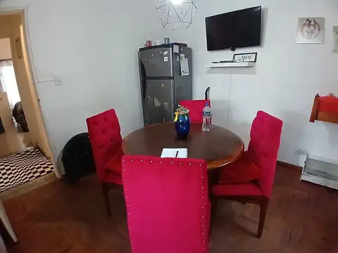 Depto Tipo Casa en Venta 50 años