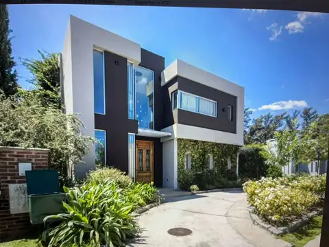 Casa a la venta en Bª Los Tilos, La Cañada, Pilar, Zona Norte