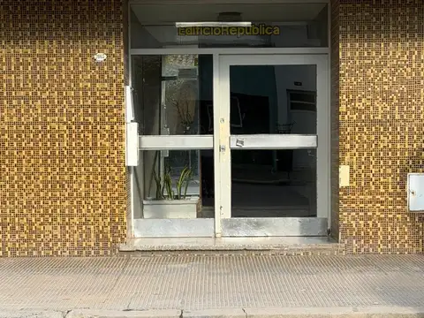 CALLE 44 N 2840