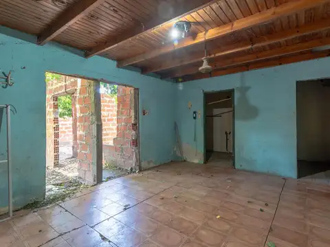 Casa 3 ambientes con 1 baño