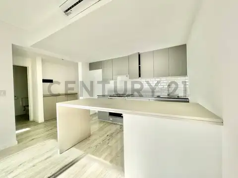 Bourdieu 700, Piso 1