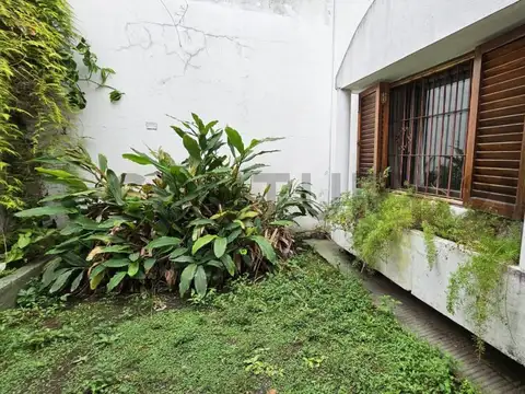 Casa en venta 4 AMB en Villa Lugano, Capital Federal
