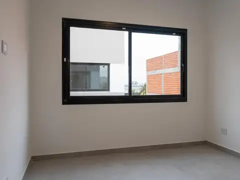 Cochera en Venta con acceso Ascensor