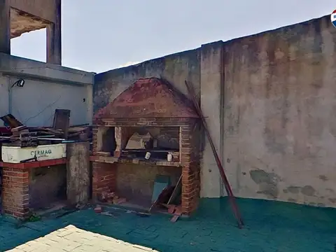 Casa 5 ambientes con 3 baños