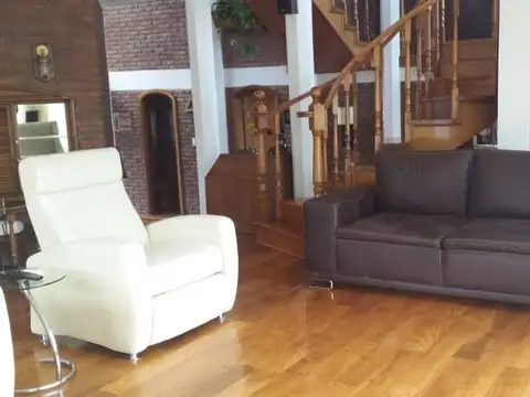 Casa en Venta en Countries y Barrios Cerrados en Tigre, USD 550.000