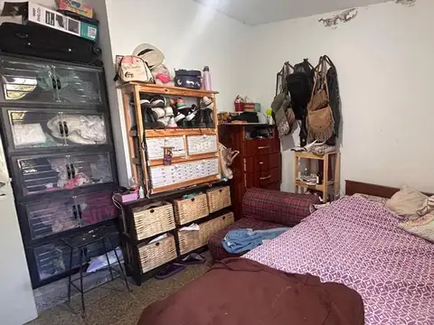 Casa 5 ambientes con 1 baño