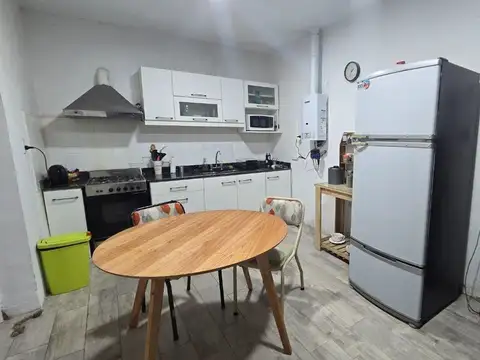 Casa 5 ambientes con 1 baño