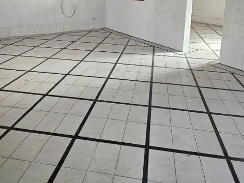 Depto Tipo Casa en Alquiler de 2 dormitorios