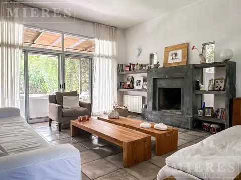 Casa en venta en Barrio La Laguna