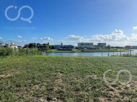 Terreno en Venta de 861,0 m2