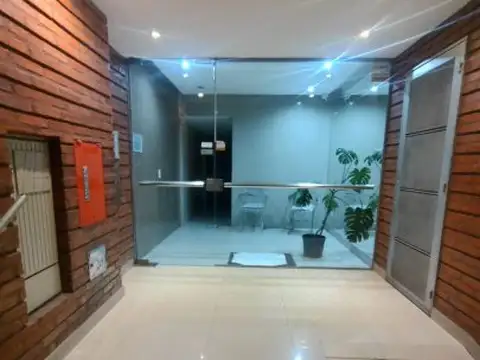 LUMINOSO MANOAMBIENTE EN CABALLITO