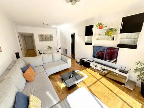 Venta Departamento 4 ambientes con Cochera y Balcón en Caballito