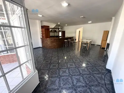 Depto Tipo Casa en Alquiler de 3 ambientes