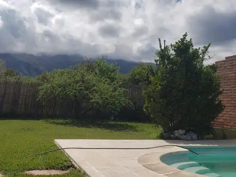 Casa en Venta con 1 cochera