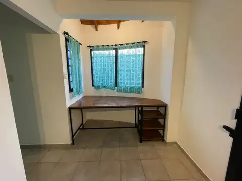 Departamento en Alquiler en Tolosa, $ 680.000