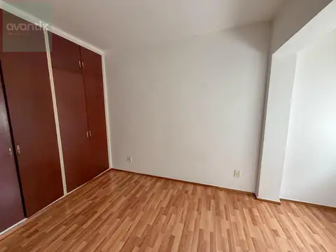 Departamento de 3 dormitorios con cochera en pleno centro - En venta y alquiler
