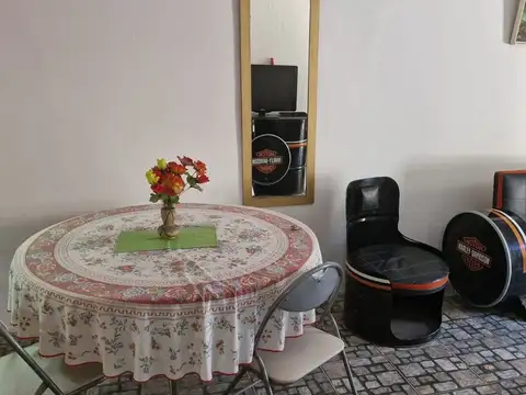 Depto Tipo Casa en Venta de 8 ambientes